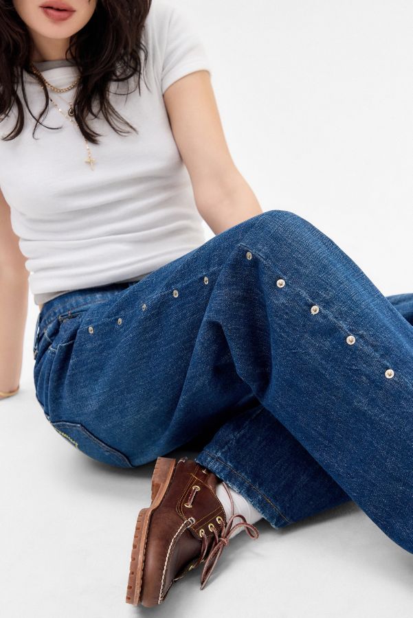 Slide View: 3: BDG Kayla Lowrider Jeans mit Nieten