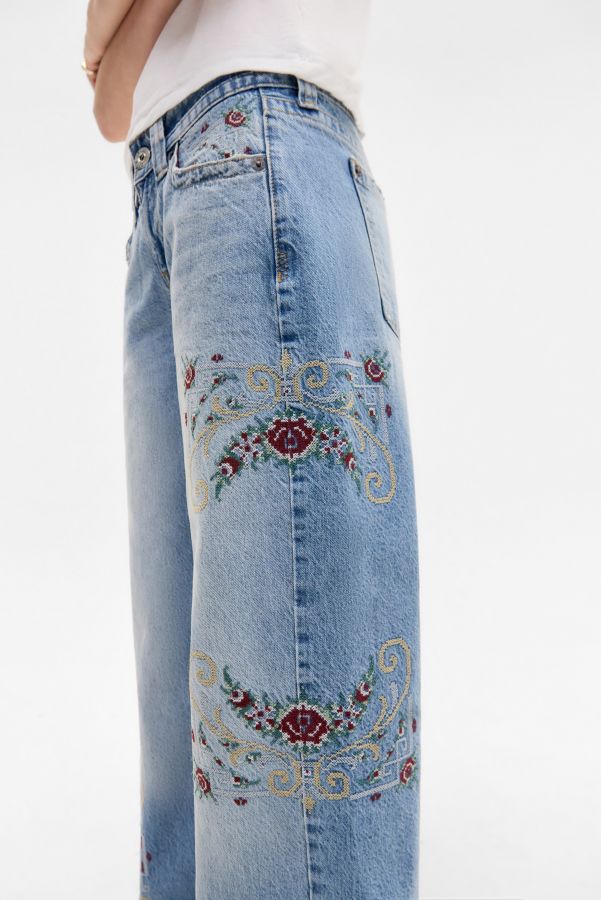 Vista diapositiva: 3: Jeans BDG Jaya Butterfly