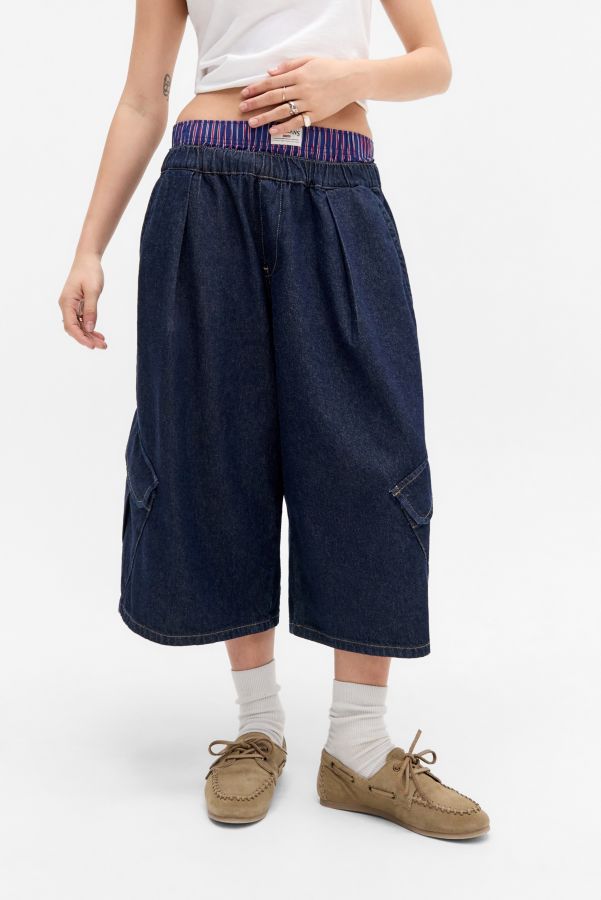 Slide View: 2: BDG Dallas Cropped Cargo Trousers