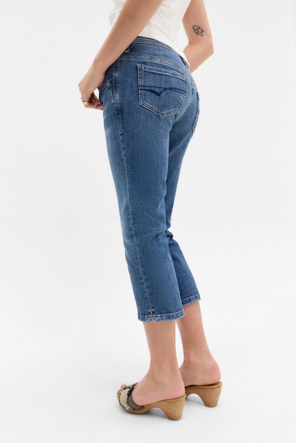 Slide View: 4: BDG Cleo Capri Jeans