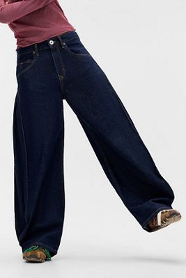 BDG Jaya Plissee-Jeans