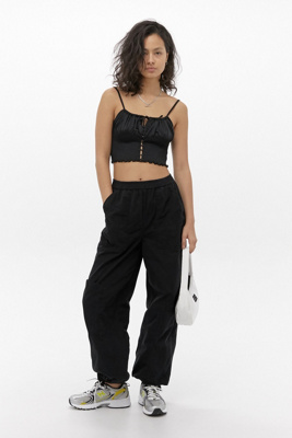 black cargo pants urban outfitters