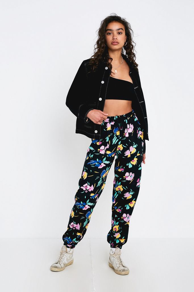 Urban Outfitters Jogginghose im 80erStyle mit Print Urban