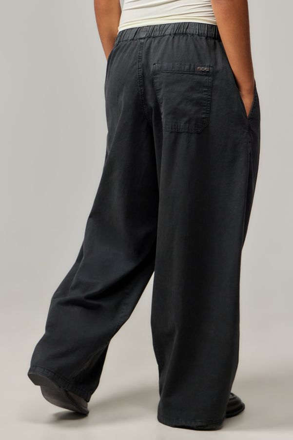 Slide View: 3: BDG Bobbi Cocoon Pants