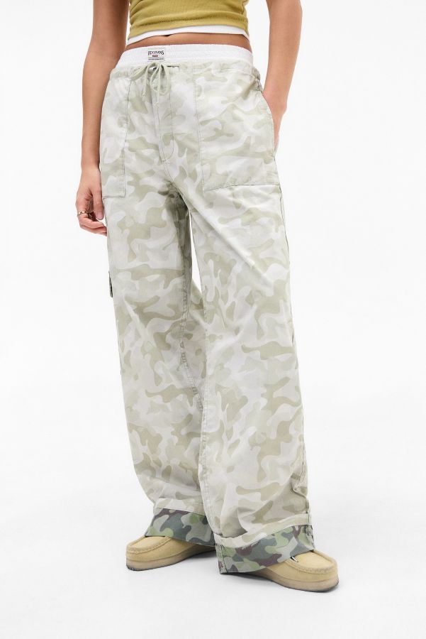 Vista de diapositivas: 3: Pantalones Camuflaje Reversibles de Cintura Elástica BDG