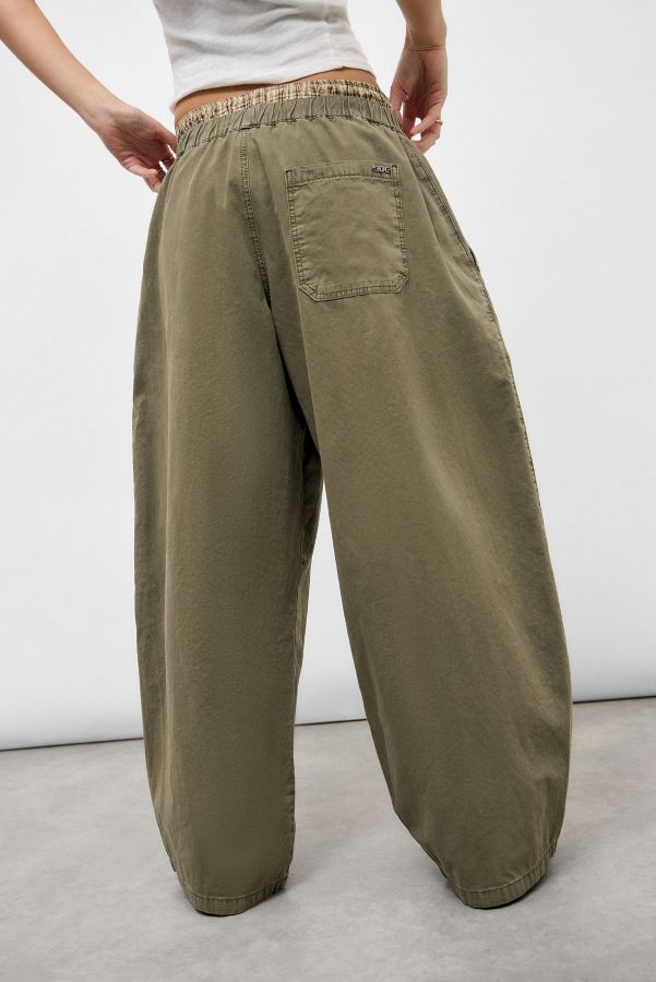 Slide View: 4: BDG Bobbi Baggy Pants