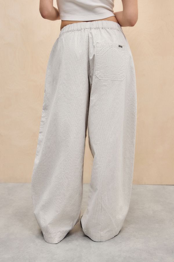 Vista diapositiva: 4: Pantaloni Cocoon a Righe Bobbi BDG