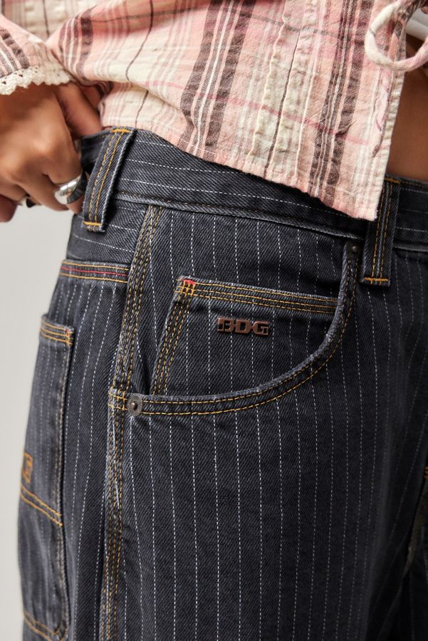 Vista diapositiva: 4: BDG Astrid Longline Pinstripe Grigio Lavaggio Jorts