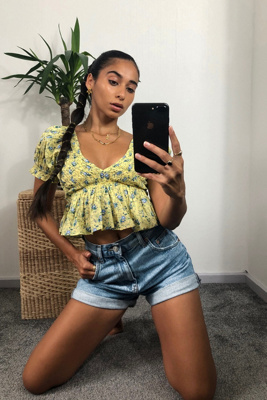 urban outfitters mom shorts