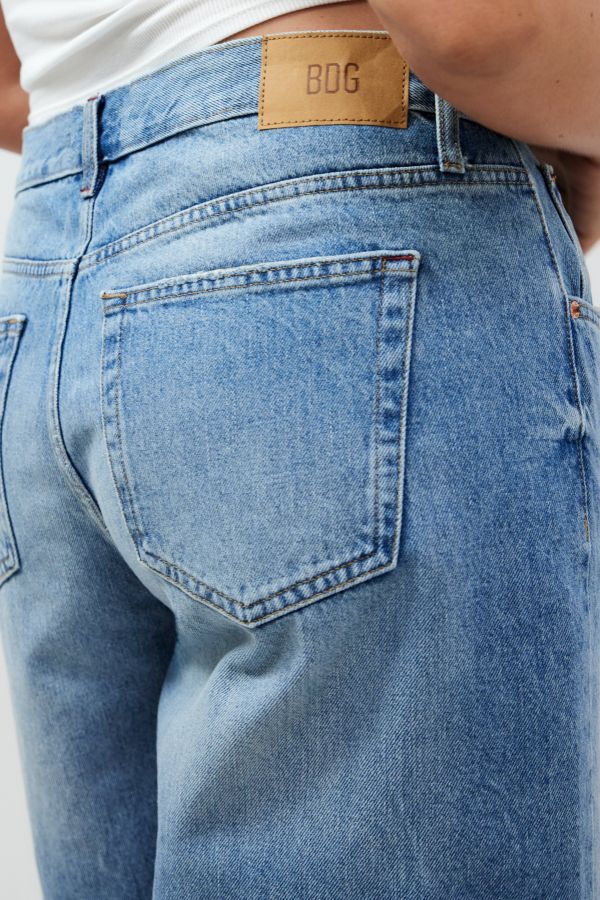 Slide View: 7: BDG Missouri Longline Light-Wash Jorts