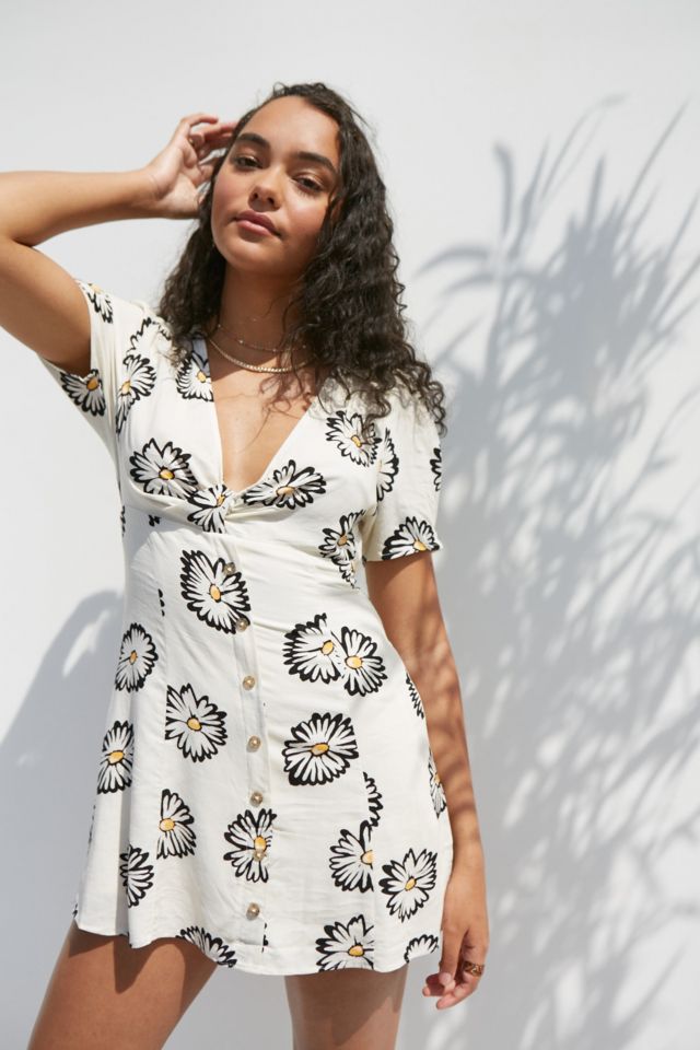 UO Bettie Twist-Front Black Floral Mini Dress | Urban Outfitters UK