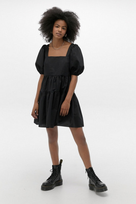 uo black dress