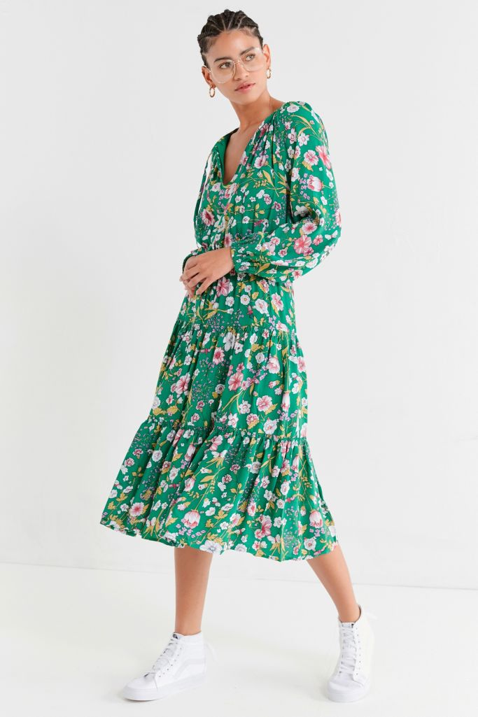 Uo Reese Floral Tiered Smocked Midi Dress Urban Outfitters Uk