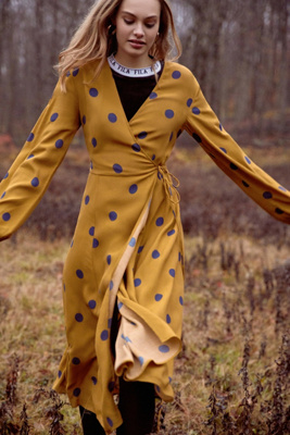 urban outfitters yellow wrap dress