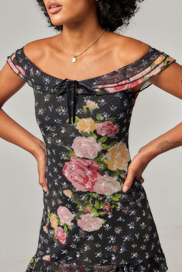 Vista diapositiva: 2: Kimchi Blue Albany Bardot Floral Mini Dress