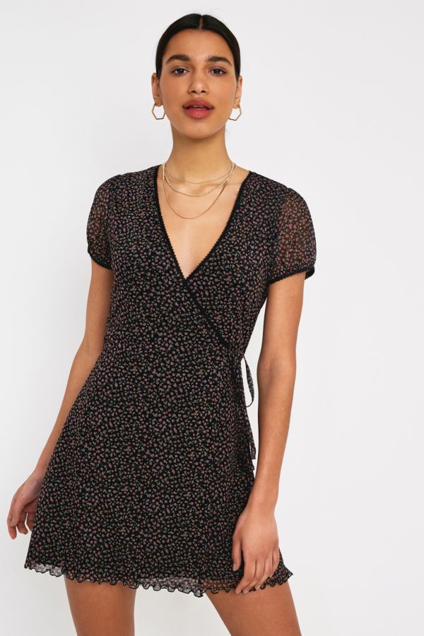 UO Billie Ditsy Floral Mesh Wrap Mini Dress | Urban Outfitters UK