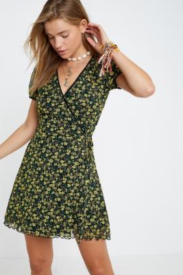 urban outfitters green floral dress