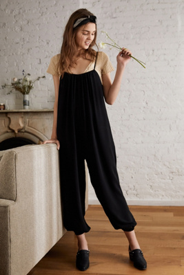 urban outfitters black jumpsuit