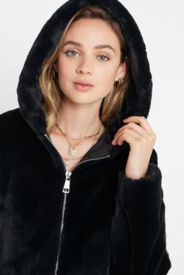 urban outfitters black fluffy jacket