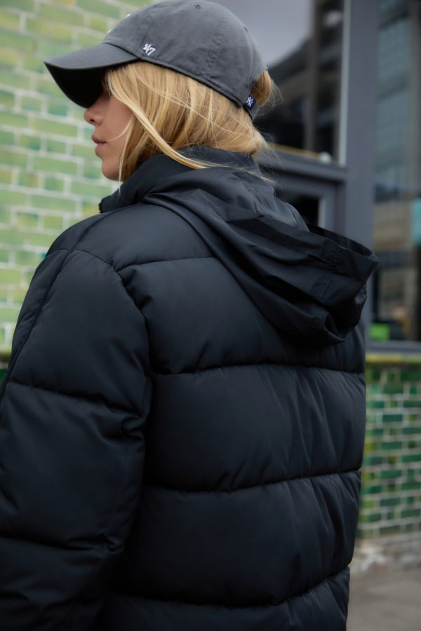 Vista diapositiva: 3: iets frans... Reversible Puffer Coat