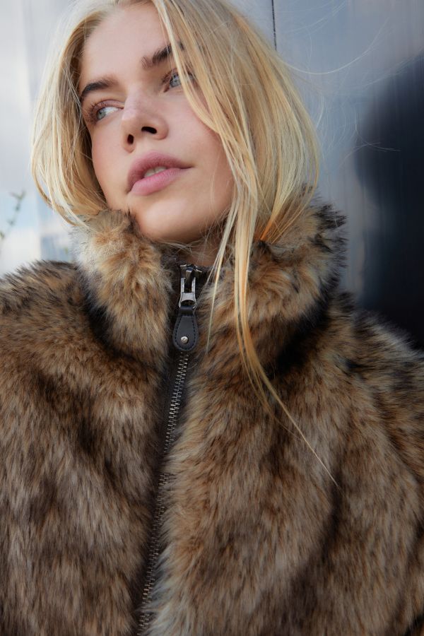 Slide View: 13: iets frans... Wade Faux Fur Coat