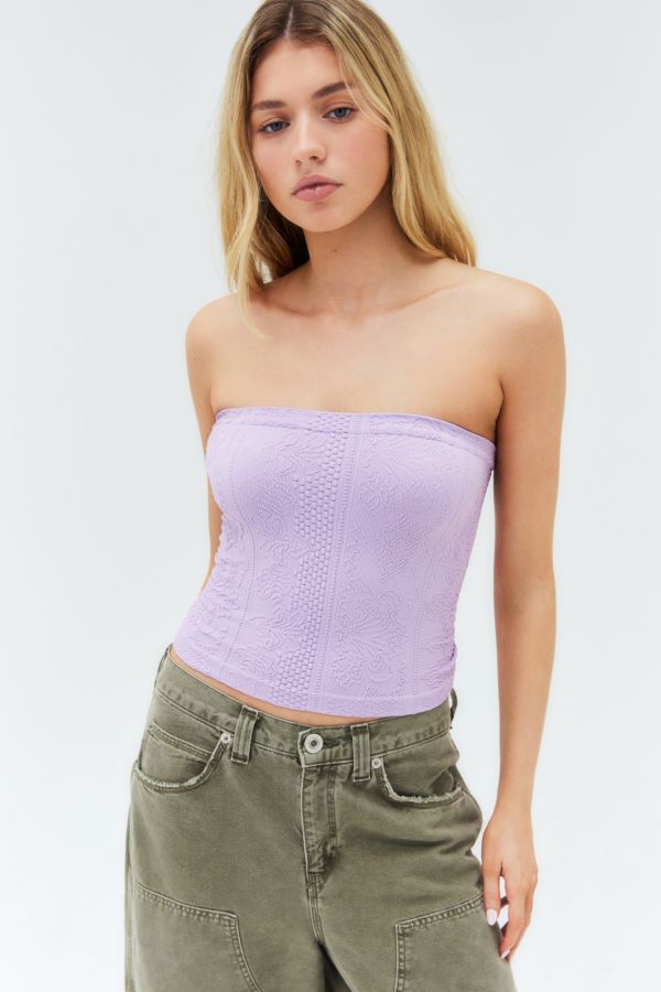 Vista diapositiva: 1: Out From Under Tapestry Texture Bandeau Crop Top