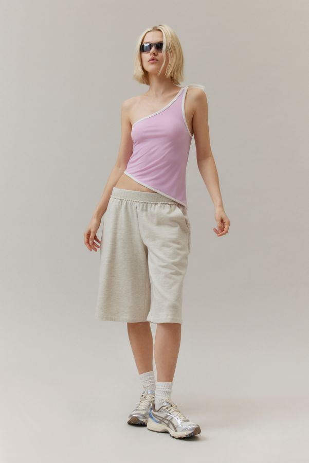 Slide View: 3: BDG Avi Asymmetric Top