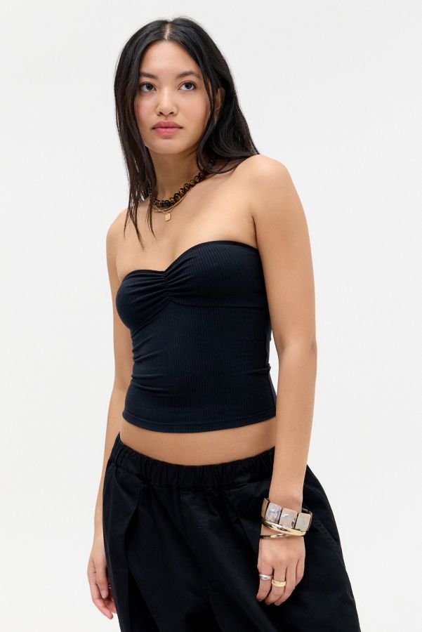 Slide View: 1: BDG Carla Tube Top