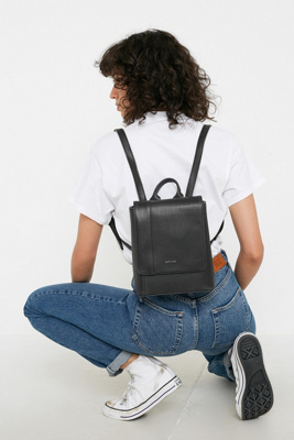 matt & nat mini backpack