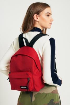 eastpak apple pick red