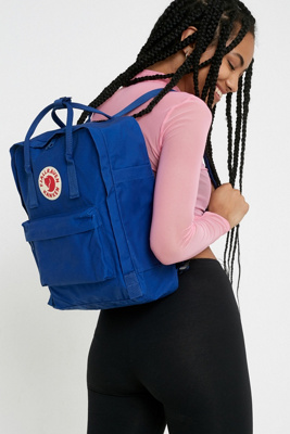 deep blue fjallraven kanken