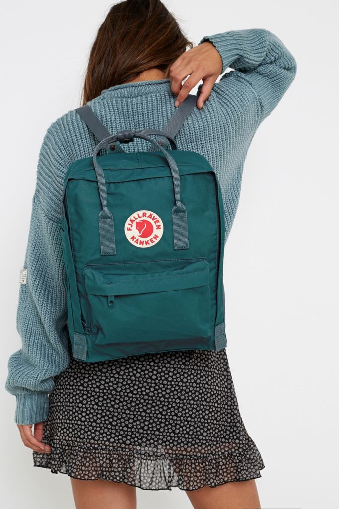 Fjallraven Kanken Classic Dusk Grey Backpack | Urban Outfitters UK
