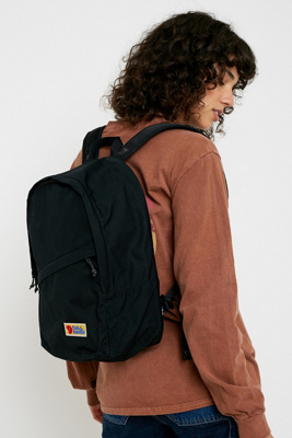 fjallraven kanken black 16l