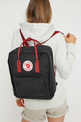 kanken black with red straps