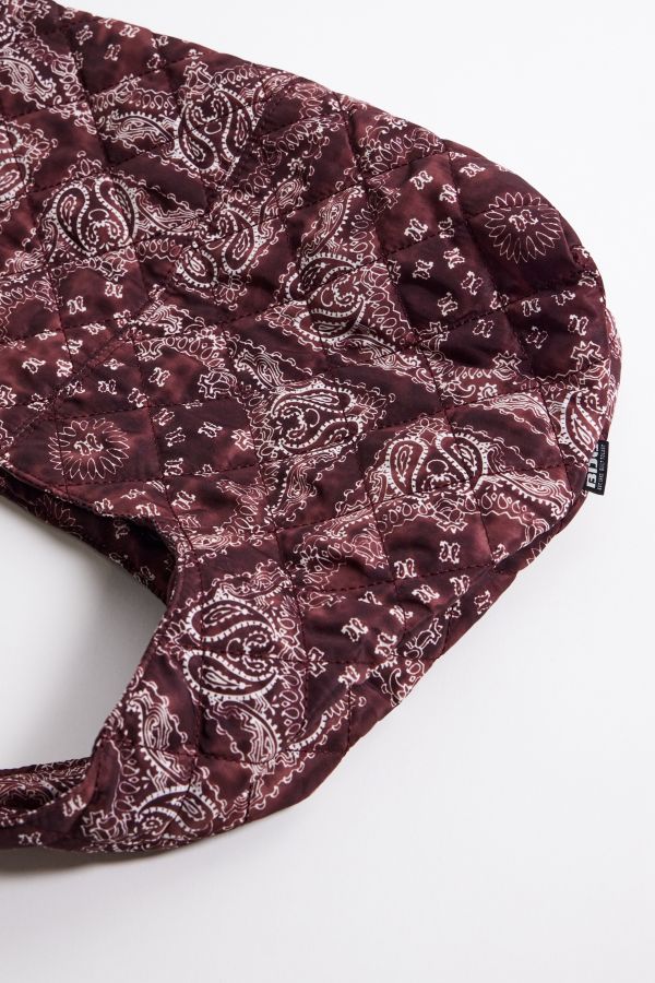 Vista de diapositivas: 6: Bolso Holgado Trapecio Paisley UO