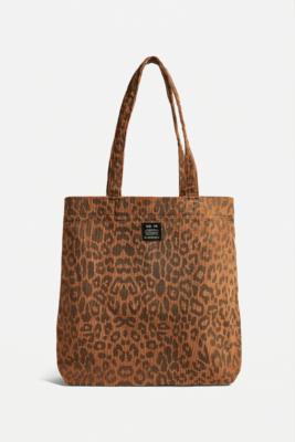 urban outfitters tote