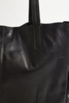 Visualizzazione miniature 5: UO Leather Tote bag