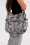 Visualizzazione miniature 7: BGD Camo Canvas Zip Sling Bag