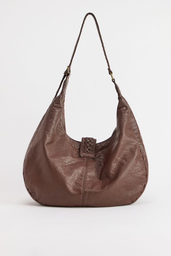 Vista diapositiva: 4: BDG Jem Buckle Slouch Bag