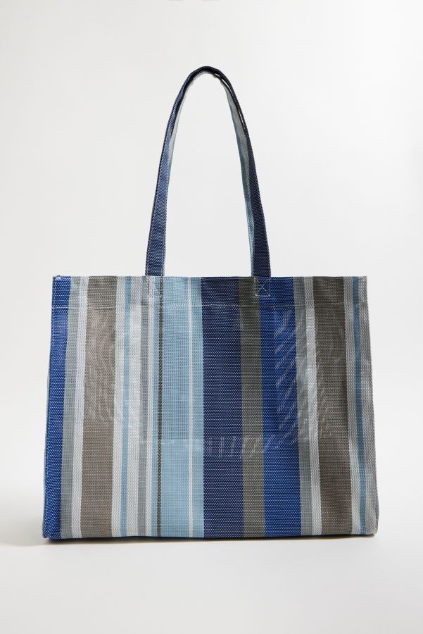 Slide View: 6: UO Large Stripe Woven Tote Bag