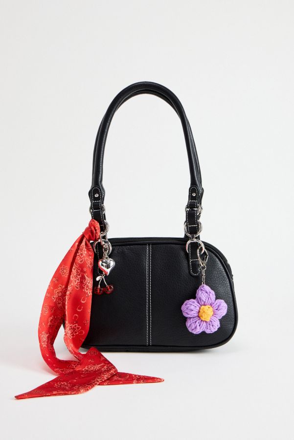 Vista de diapositivas: 2: Bolso Bowler BDG Izzy de Cuero Sintético Lavado