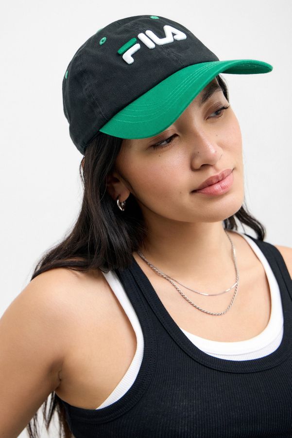 Vista de diapositivas: 1: Gorra de béisbol FILA x HAILEY