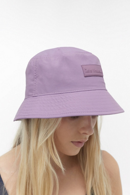 urban outfitters bucket hat