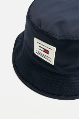 tommy jeans reversible bucket hat