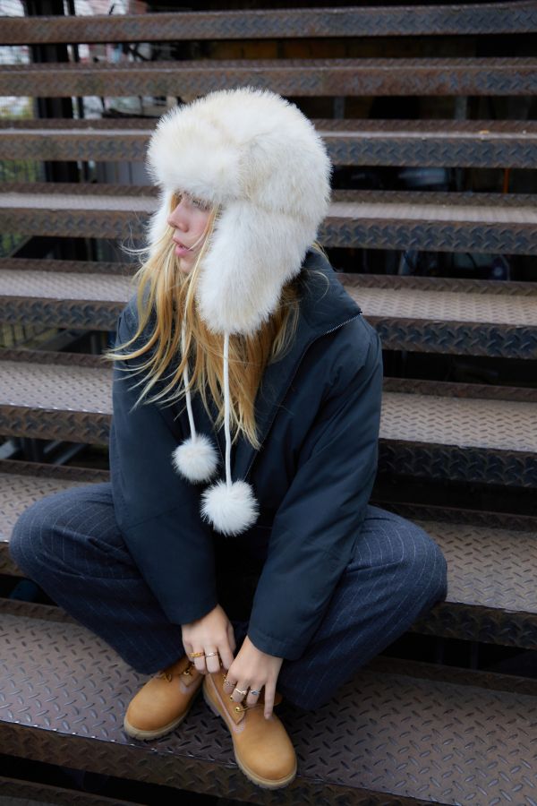 Slide View: 1: UO Phoenix Faux Fur Trapper Hat