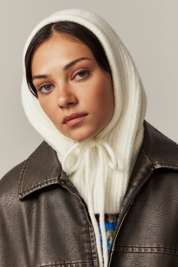 Slide View: 1: UO Flat Knit Hood