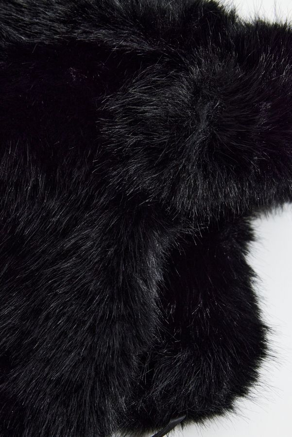 Slide View: 3: UO Lilah Fur Trapper Hat