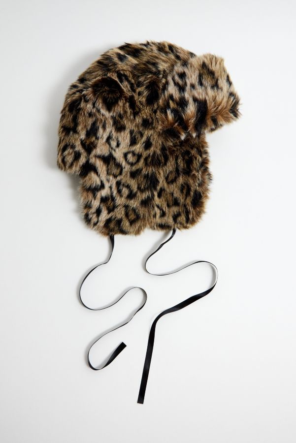 Vista diapositiva: 3: UO Lilah Fur Trapper Hat