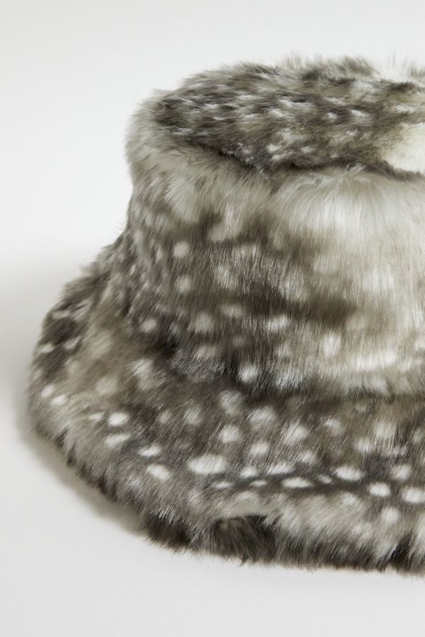 Slide View: 3: UO Fluffy Faux Fur Bucket Hat