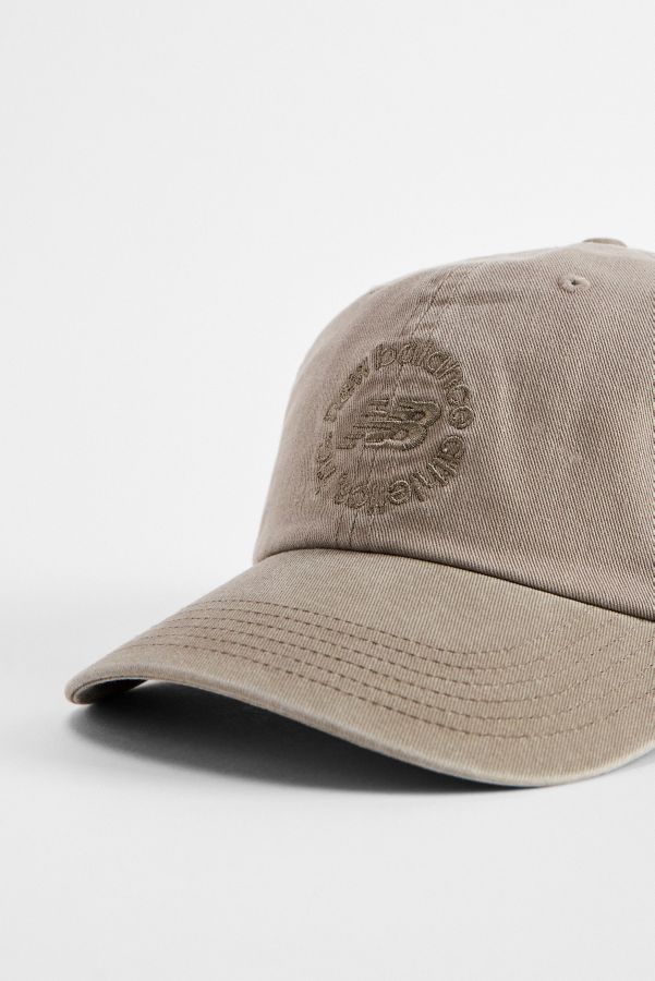 Slide View: 3: Casquette graphique cercle New Balance